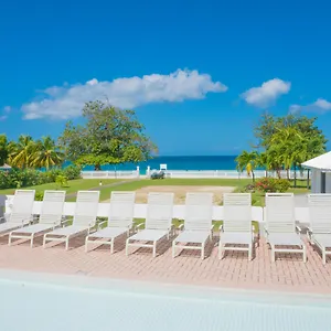 allamanda-beach-resort-saint-georges.comcaribbean.com/